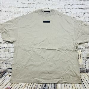 Fear of God Essentials‎ T-Shirt Mens Medium Seal Crew Neck Shirt